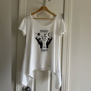 Niyama Sol White Manifest Meditate Tee
